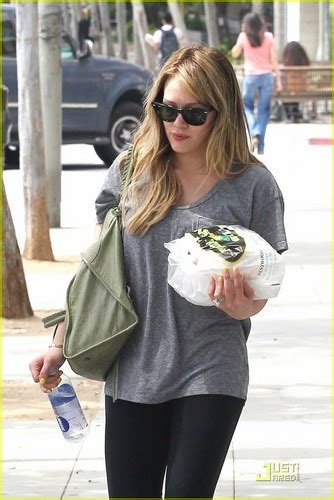 Hilary Duff And Mike Comrie Engagement Hilary Duff And Mike Comrie Photo 22769680 Fanpop