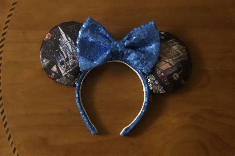 Theme Park Minnie Mouse Ear Headband In 2020 Minnie Mouse Ears