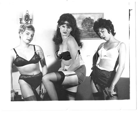 Original Vintage S Semi Nude Rp Three Endowed Women Stockings Garter Bra Ebay