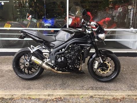 Доставка до тк 2 000₽. Triumph Speed Triple 1050 Black 2008 Arrow exhaust review ...