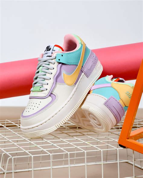 Find nike air force 1 shadow from a vast selection of women. Collaborations audacieuses nike air force one femme grise