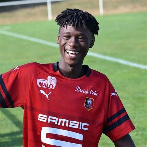 Eduardo camavinga (born 10 november 2002) is a french professional footballer who plays as a midfielder for ligue 1 club rennes and the france national team. Eduardo Camavinga (FRA) :: Photos :: leballonrond.fr