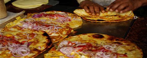 10 Kolkata Street Foods You Cant Afford To Miss