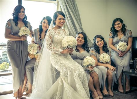 She mixed classic with modern in most sophisticated of ways. Fashion: Samoan Wedding Dresses, Gowns- A Brief - NYK Daily