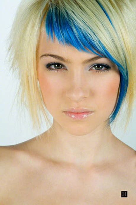 Short Haircuts With Funky Colors Wavy Haircut