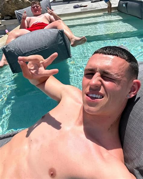 Phil Foden Is In Mykonos His Son Steals The Show Reaching 26 Million Followers