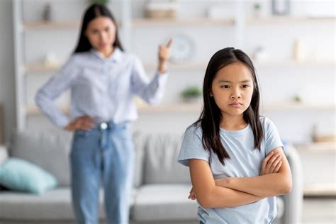 5 Penyebab Anak Susah Dekat Dengan Orang Tua Parentalkid
