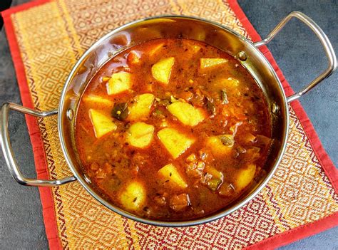 Aloo Tamatar Ki Sabzi Recipe Potato And Tomato Curry Vegecravings