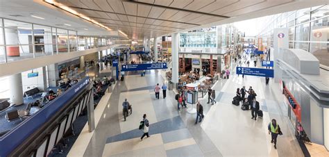 Terminal D At Dfw Airport By Commercial Photographer In Dallas Kevin Brown