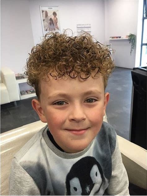 One of the easiest hairstyles for naturally curly hair, a messy updo only takes a few minutes to construct. 7 Funky Hairstyles for Little Boys with Curls 2020