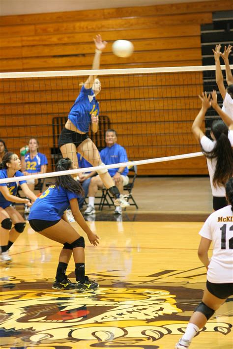 Kaiser Cougars Volleyball 2010 Oia Girls Volleyball Red Ea Flickr