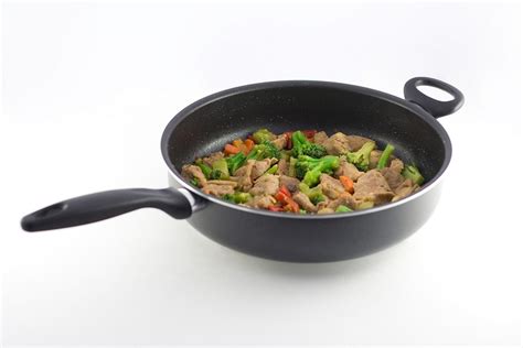 This is another common cookware employed by most chefs at home and work. What Cookware Do Chefs Use in Professional Restaurants ...