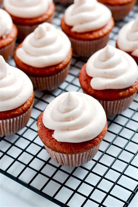 Combine the cream cheese and butter in a medium bowl with an electric mixer until smooth. paula deen strawberry cupcakes