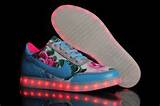 Images of Shoes That Light Up Nike