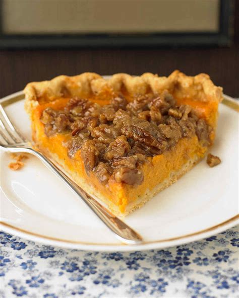 For the most traditional of all thanksgiving desserts, you gotta go for the apple pie. Easy Thanksgiving Dessert Recipes | Martha Stewart