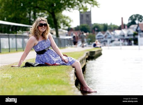 Georgina Boardman 19 From Henley On Thames Sits On The River Bank In