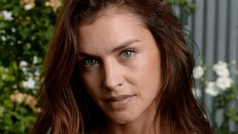 Hannah Ware Height Weight Net Worth Age Birthday Wikipedia Who Nationality Biography