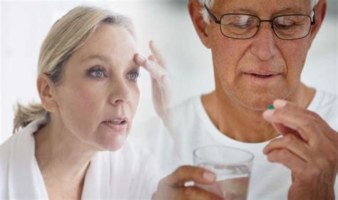 Vitamin B12 Deficiency Symptoms Eye Twitching Is A Sign Your Body Is