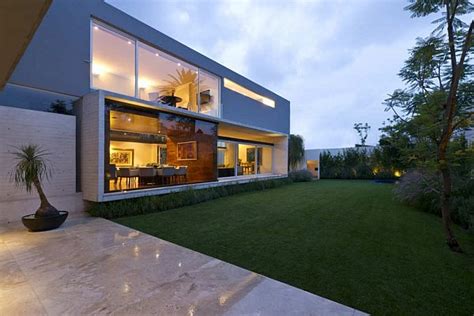 Modern House In Mexico By Twentyfourseven Architects