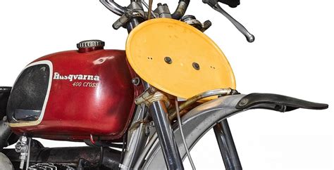 Découvrez la Husqvarna 400 Cross de Steve McQueen dans On ...