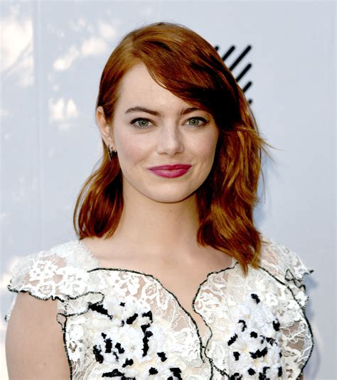 Emma Stone Best Hair And Makeup Looks Photos Of Emma Stone Teen Vogue