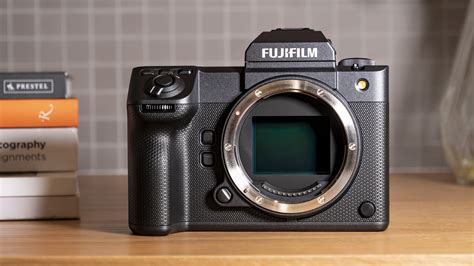 Fujifilm Gfx Ii Finally Makes Medium Format Cameras Feel As Fast As