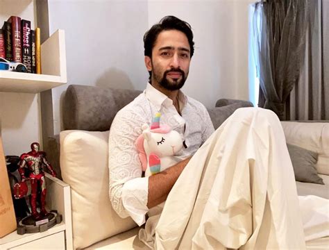 Apparently, shaheer had organised ruchikaa's baby shower and she looked radiant in pink at the event. Shaheer Sheikh - The Actor Latest Still Spreads Good Vibes! - Fuzion Productions