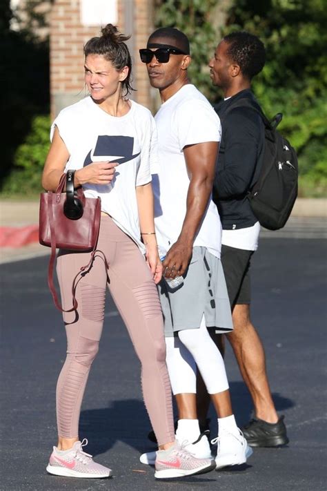 Katie holmes and jamie foxx have split after six years of dating, the news coming days after foxx was spotted holding hands with another woman, sela vave. Katie Holmes and Jamie Foxx get sweaty together in joint workout after rubbishing split claims ...