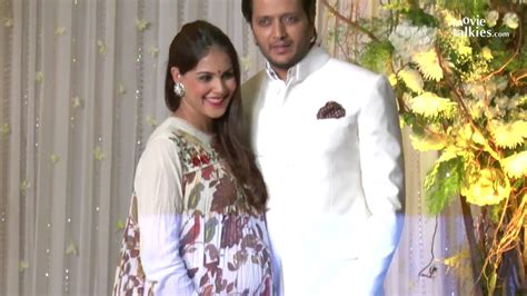 Riteish Deshmukh And Pregnant Genelia D Souza Cute Moments Youtube