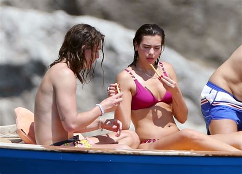 Dua Lipa In Pink Bikini Holiday In Capri Celebmafia
