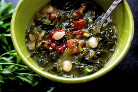 Best Collard Greens And Bean Soup Recipes