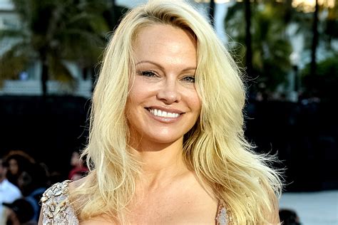 Most popular pamela anderson photos, ranked by our visitors. Pamela Anderson Secretly Marries 'A Star Is Born' Producer