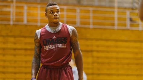 Umass Derrick Gordon Nets 17 In First Game Since He Came Out As Gay