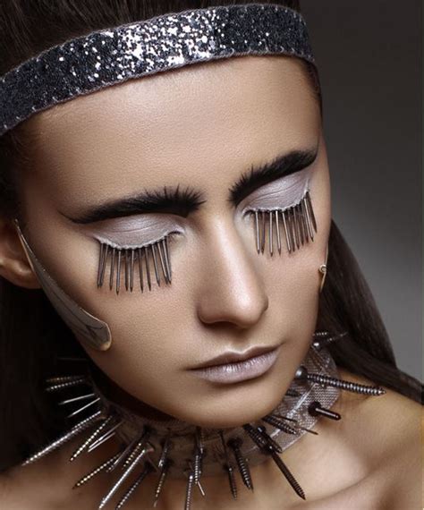 Makeup Artist Creates Amazing Tranformations