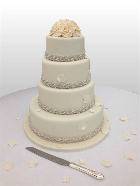 Rose And Pearl Wedding Cake Dreams And Wishes Cake Company