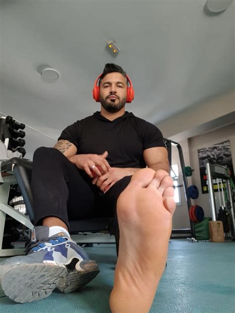 Arab Medleeastern Guys Feet On Tumblr Master Sultan Jawad