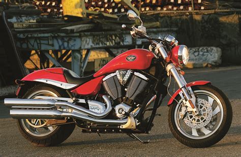 2005 Victory Hammer Road Test Review Rider Magazine