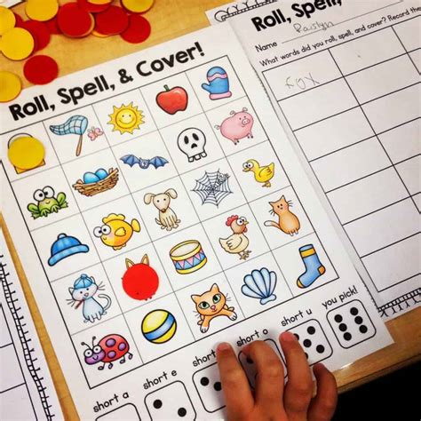 Phonics games online by level, preschool reading games, kindergarten reading games, 1st grade reading games, 2nd grade reading games. 100th Day and Phonics Games - Susan Jones