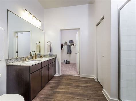 Bainbridge Shady Grove Metro Apartment Rentals Rockville Md Zillow