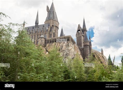 Hogwarts The Harry Potter Castle At Universal Studios Orlando Theme