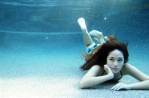 underwater 8315 by hyuuchiha girl on deviantart