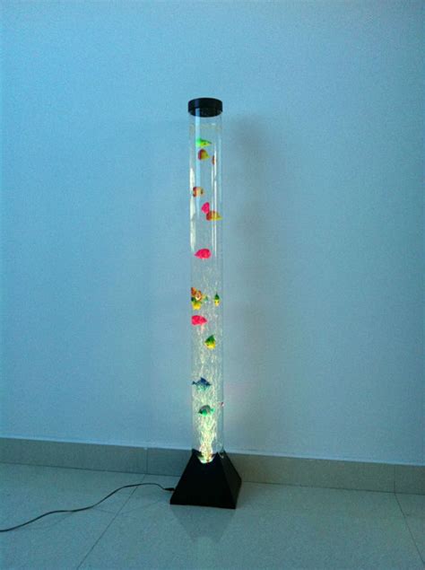 Comes complete with six fake. Bubble lamp with fish - fantastic look for any home ...