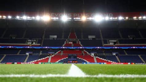 Compte officiel du parc des princes / stade de paris st germain / snapchat : PSG plans to create an exclusive space in the Parc des ...