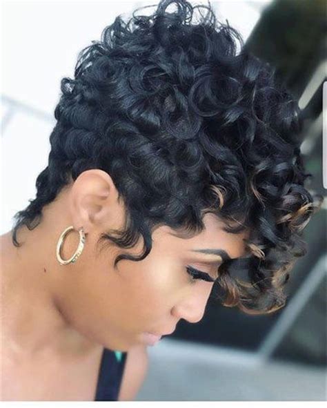 Pixie hairstyle for make your short pixie haircut with long layers that almost end at the bottom. 30+ Best Short Pixie Haircuts For Black Women 2020 - Page ...