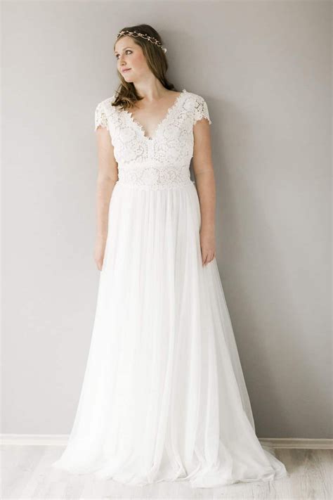 Ein echtes vintage hochzeitskleid erfordert stundenlange und liebevolle handarbeit. BEATA Größe 46 | Brautmode, Brautkleid hippie ...