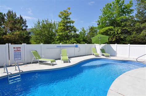 Pet friendly kissimmee vacation rentals. 4 br, Corolla, $308/night, Village, nice but not amazing ...