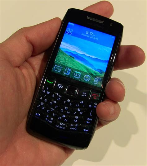 Hands On With The Blackberry Pearl 3g