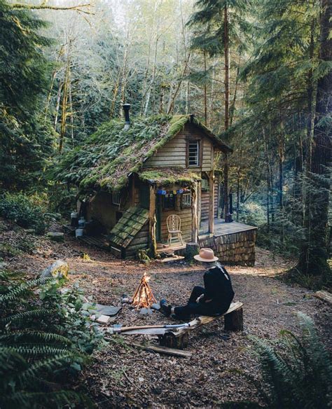 Pin By Chris Roberts On Cabin In The Woods Cabins In The Woods