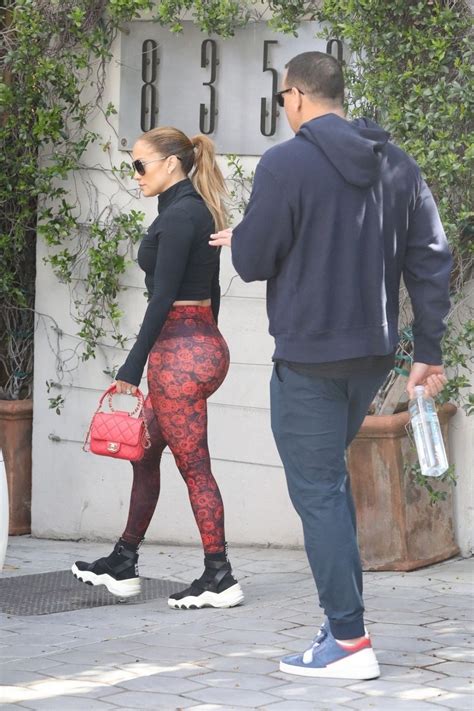 Jennifer Lopez Showed Off A Sexy Ass On Los Angeles 20 Photos The Fappening