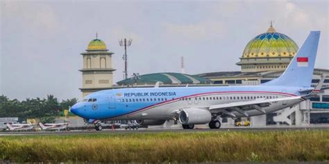 Saat ini pesawat berjenis boeing bussines jet 2 green tersebut masih dirakit di pabrik boeing, di seattle, amerika serikat. Dibanding RI, seperti Apa Pesawat Kepresidenan Negara Lain?